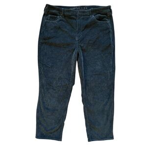 American Eagle Green Corduroy Mom Jeans Size 16 Short Relaxed Fit Stretch